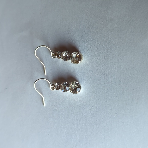 Elegant Gold and Silver Drop Earrings - Picture 1 of 4